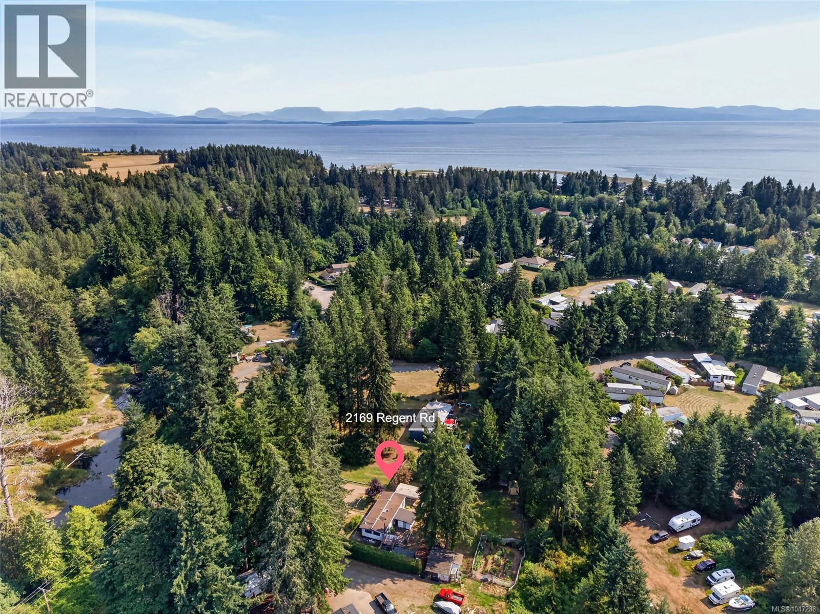 2169 Regent Rd, Black Creek, British Columbia  V9J 1A1 - Photo 2 - 1047238