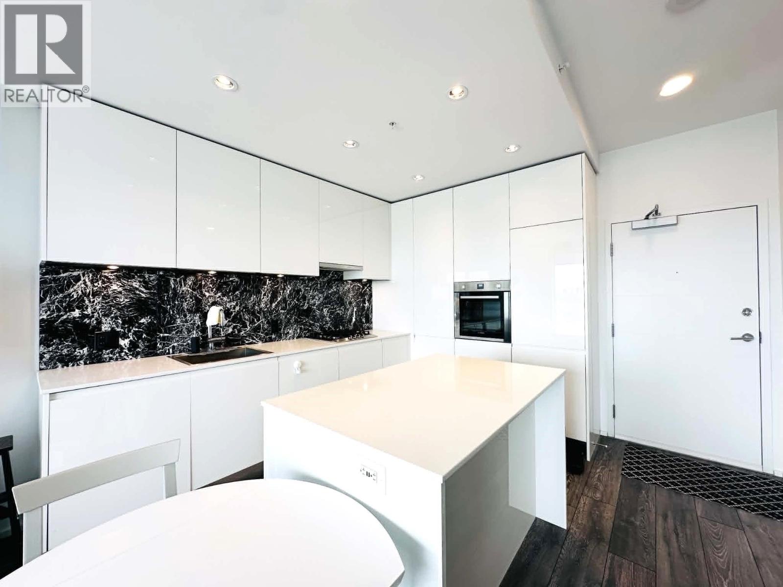 4203 4650 BRENTWOOD BOULEVARD, Burnaby, British Columbia