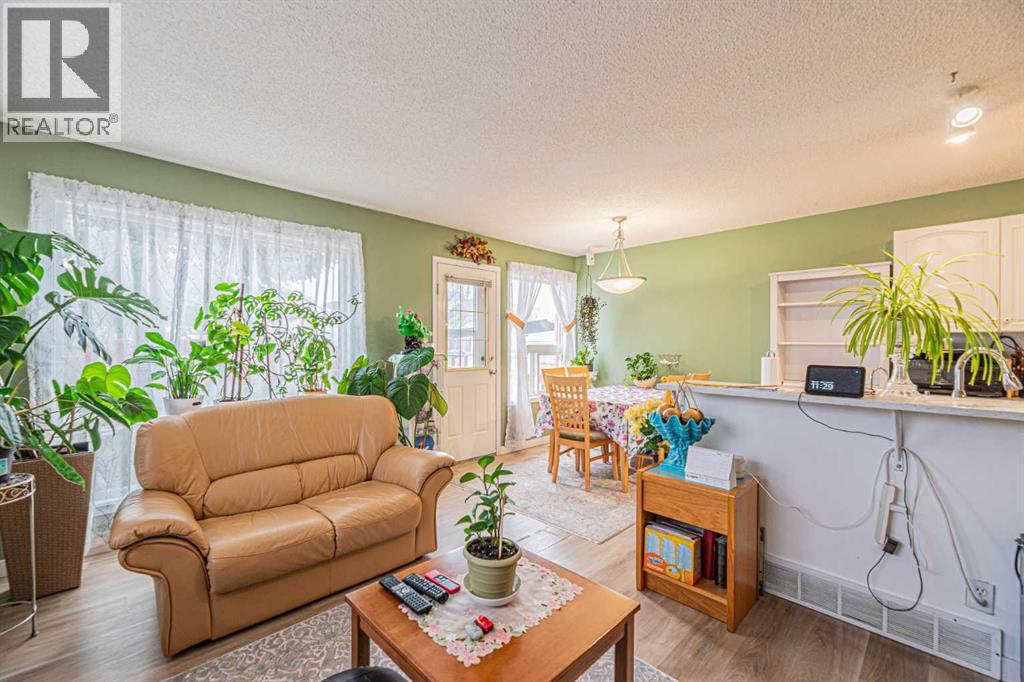 18 Coral Springs Circle NE, Calgary, Alberta  T3J 3P4 - Photo 16 - A2309935