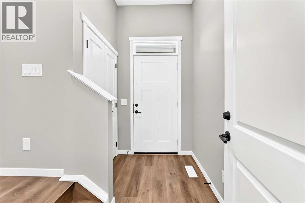1304 Mahogany Boulevard SE, Calgary, Alberta  T3M 4E3 - Photo 3 - A2333063