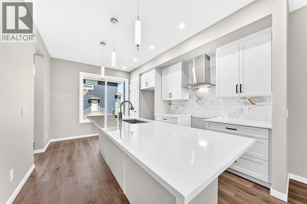 1304 Mahogany Boulevard SE, Calgary, Alberta  T3M 4E3 - Photo 4 - A2333063