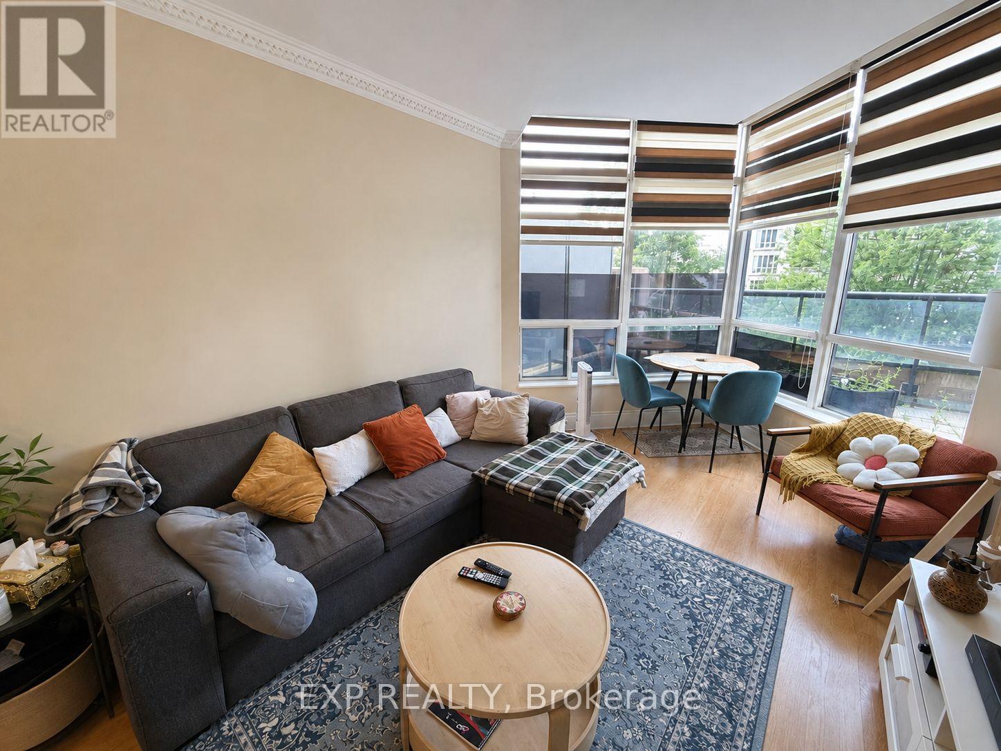 310 - 10 NORTHTOWN WAY, Toronto, Ontario