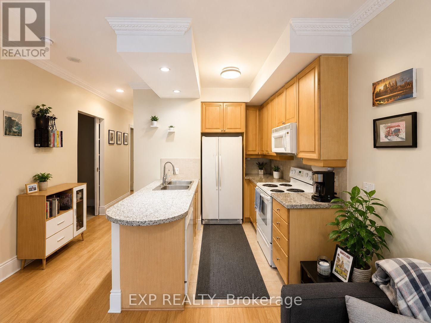 310 - 10 Northtown Way, Toronto, Ontario  M2N 7L4 - Photo 3 - C13690100