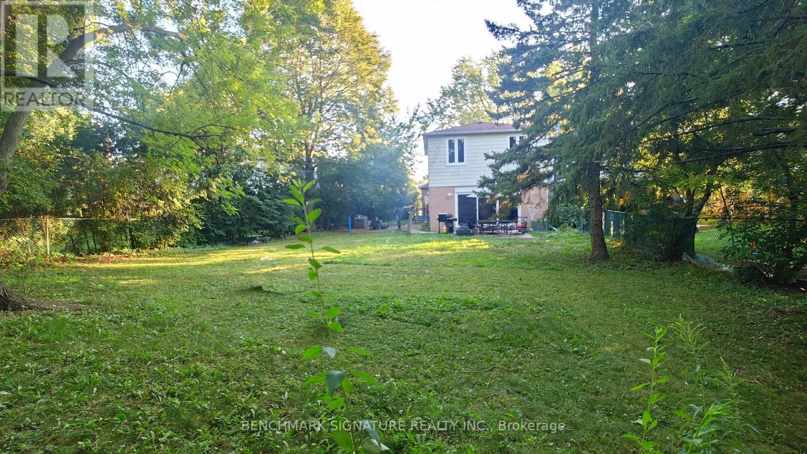 711 Leeder Court, Newmarket, Ontario  L3Y 5A8 - Photo 16 - N13690000