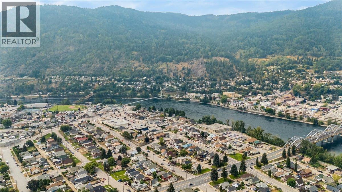 1430 Third Avenue, Trail, British Columbia V1R 1P6 - Photo 37 - 10398102