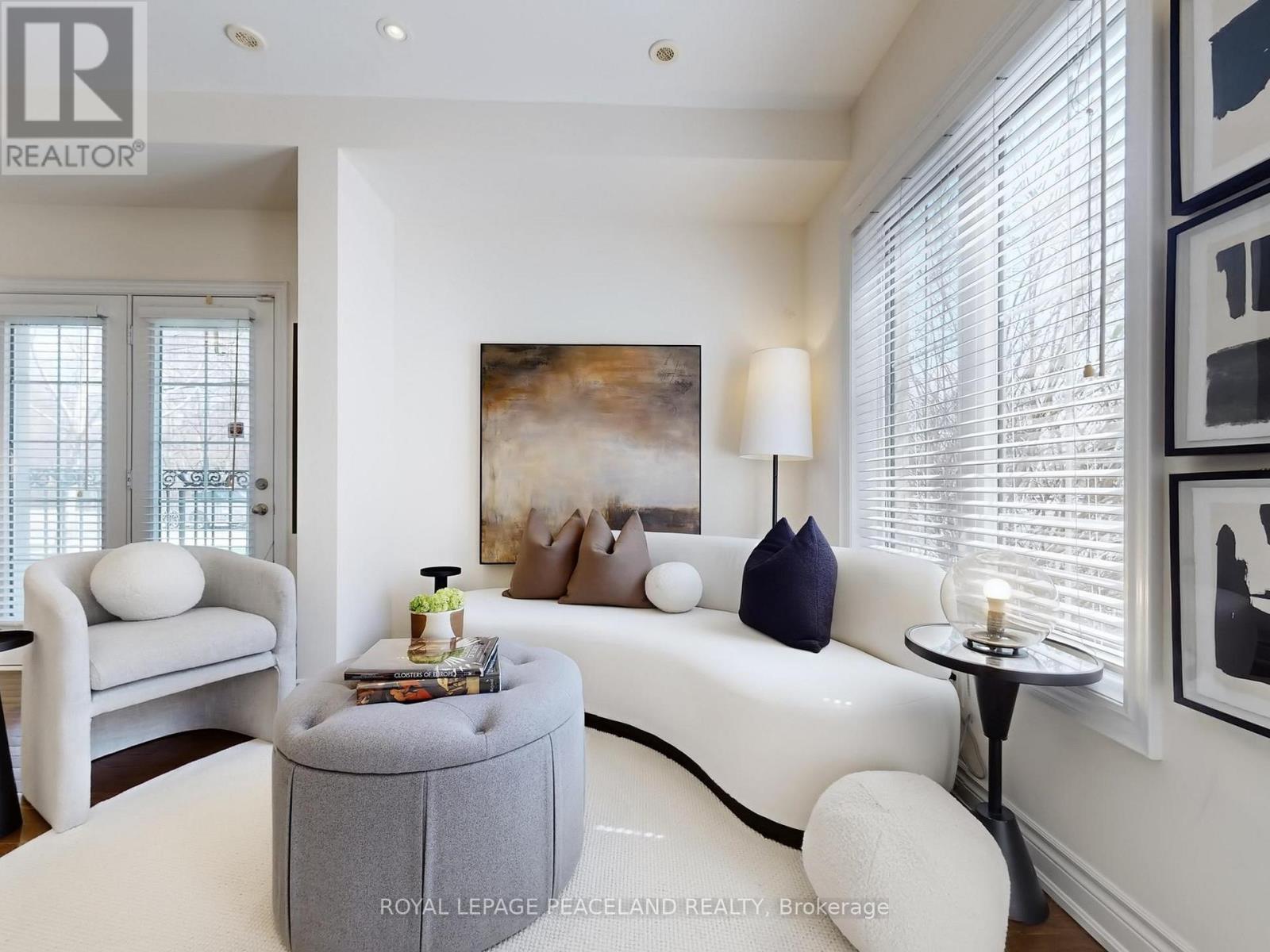 82 Hargrave Lane, Toronto, Ontario  M4N 0A4 - Photo 5 - C13694302