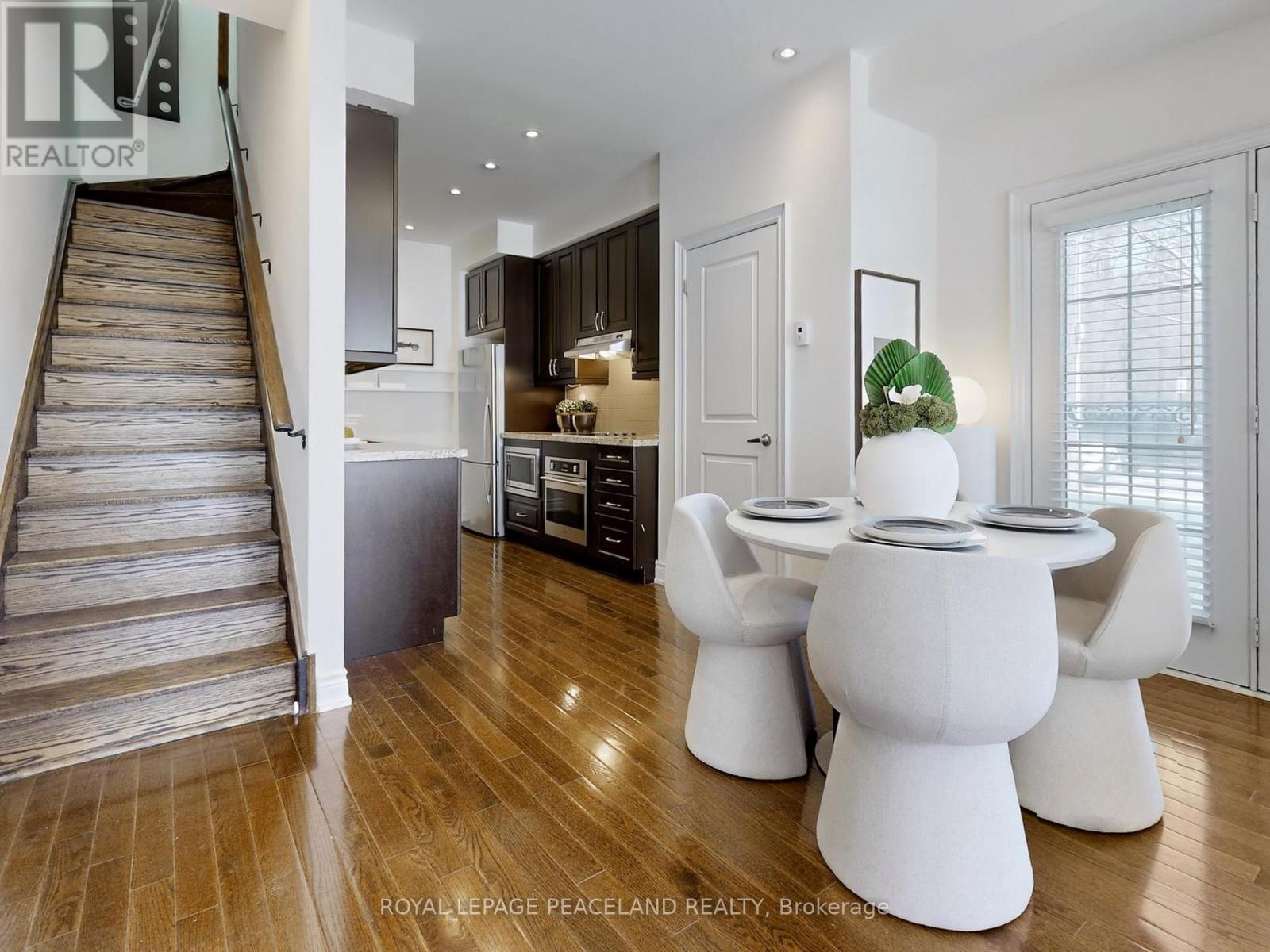 82 Hargrave Lane, Toronto, Ontario  M4N 0A4 - Photo 7 - C13694302
