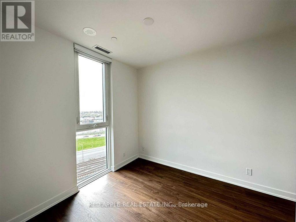 1015 - 30 Tretti Way, Toronto, Ontario  M3H 0E3 - Photo 7 - C13694312