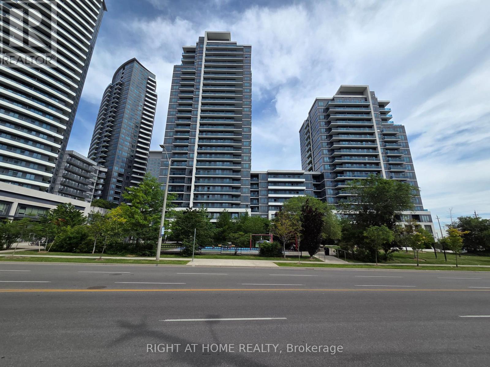 1406 - 7165 YONGE STREET, Markham, Ontario