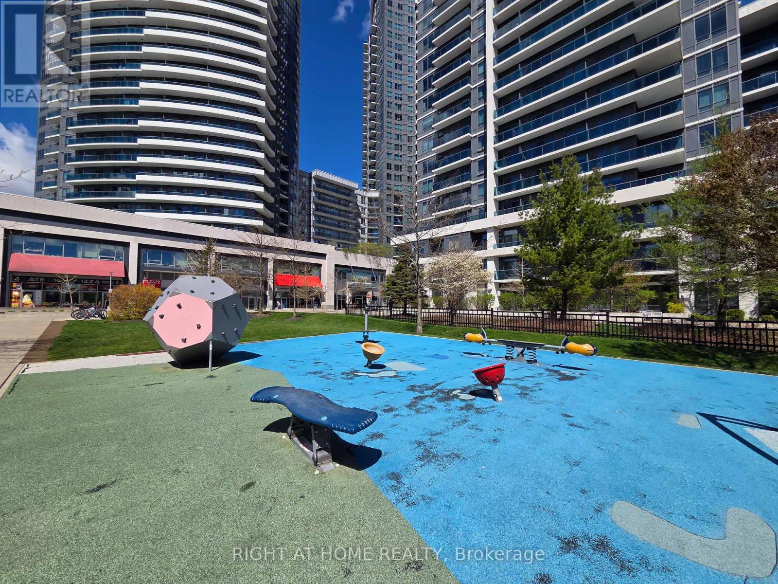 1406 - 7165 Yonge Street, Markham, Ontario  L3T 0C9 - Photo 39 - N13694304