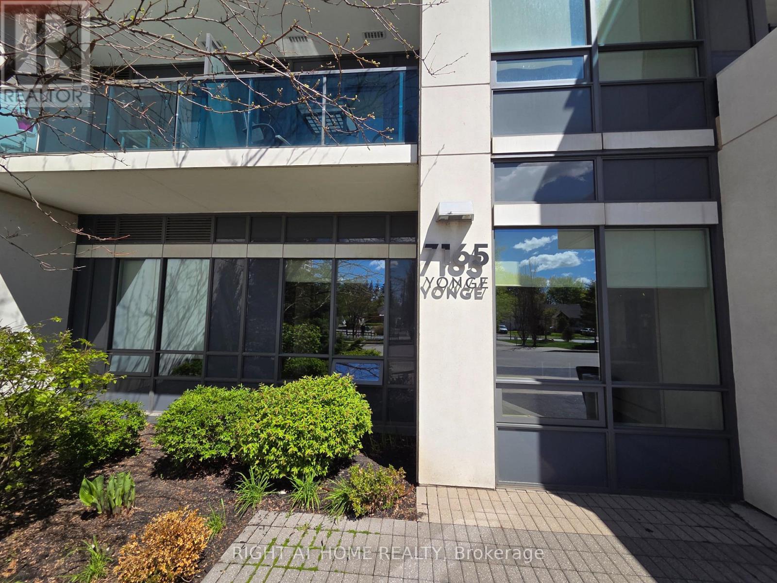 1406 - 7165 Yonge Street, Markham, Ontario  L3T 0C9 - Photo 4 - N13694304