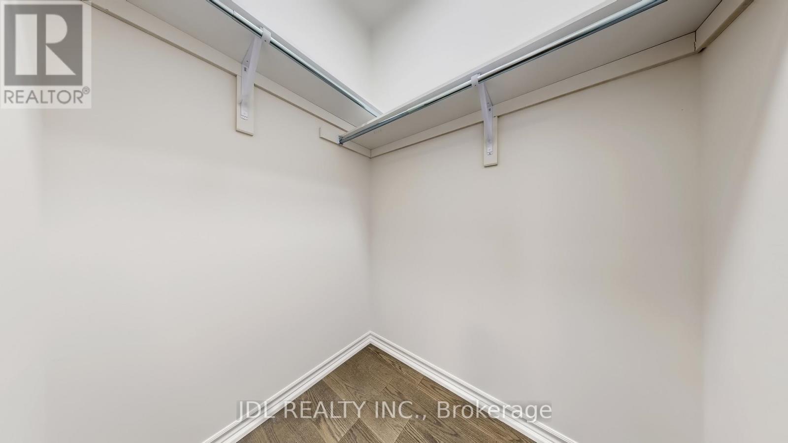 56 Connell Drive, Georgina, Ontario  L4P 0J5 - Photo 20 - N13471492