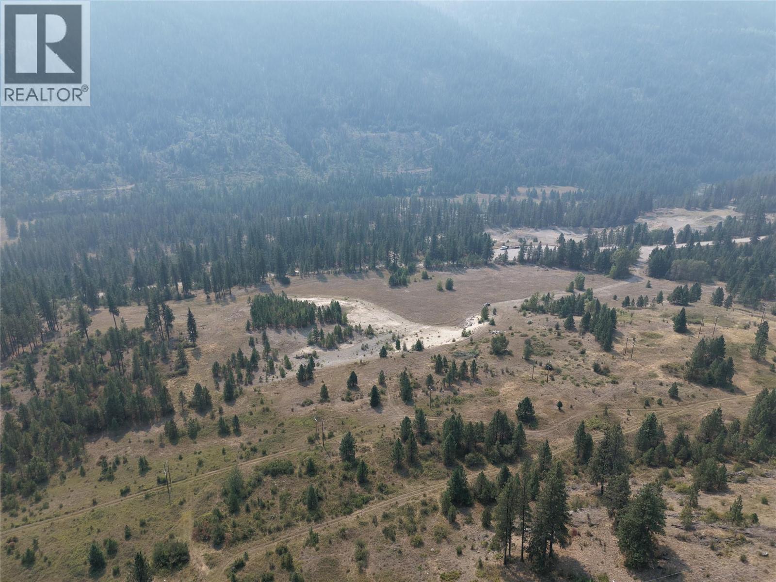 520 3 Highway, Christina Lake, British Columbia  V0H 1E0 - Photo 6 - 10398177