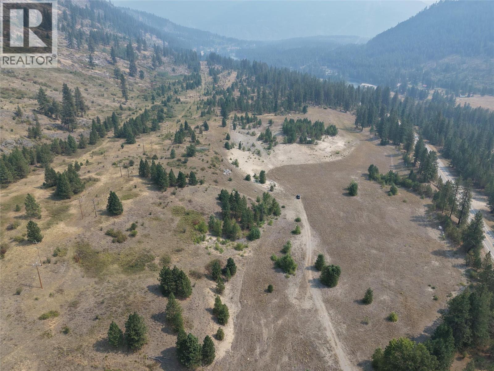 520 3 Highway, Christina Lake, British Columbia  V0H 1E0 - Photo 4 - 10398177