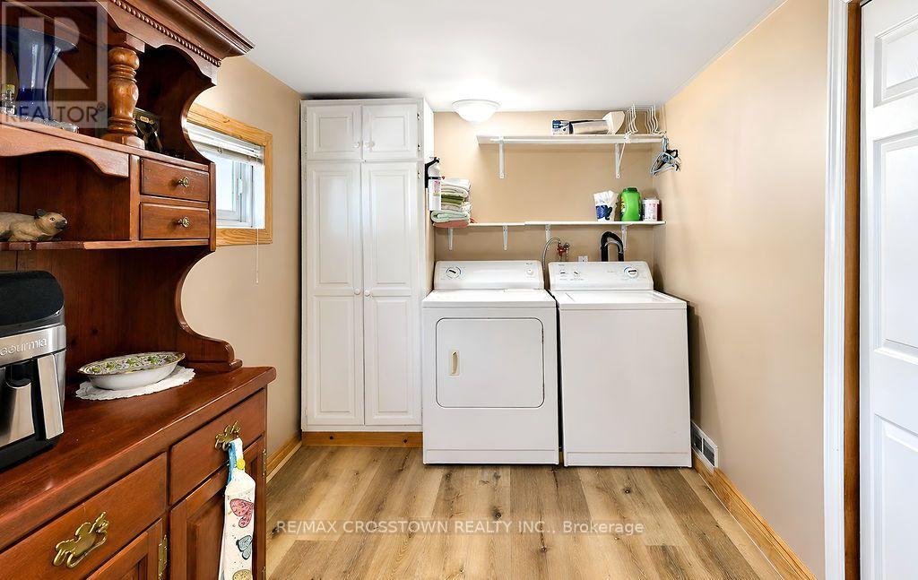 66 Maple Street, Tay, Ontario  L0K 2A0 - Photo 19 - S13694308