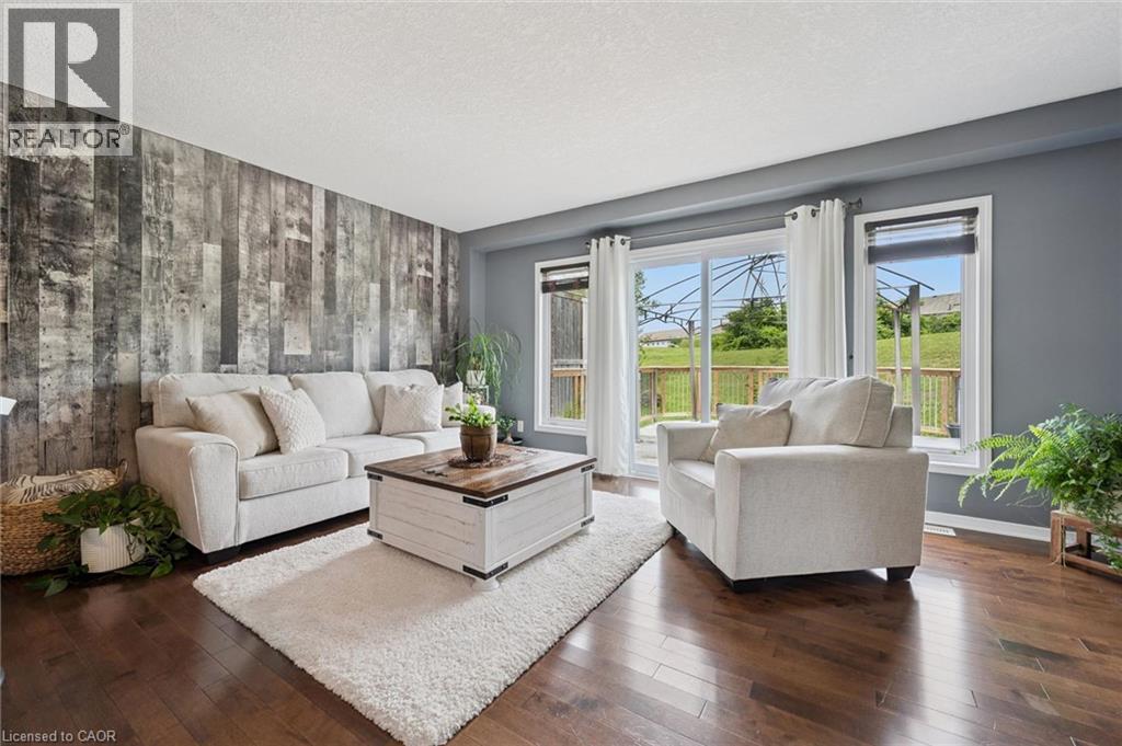 308 Parkvale Drive, Kitchener, Ontario  N2R 1Y7 - Photo 11 - 40856795