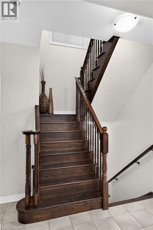 5 Narbonne Crescent, Stoney Creek, Ontario  L8J 0J8 - Photo 30 - 40845317