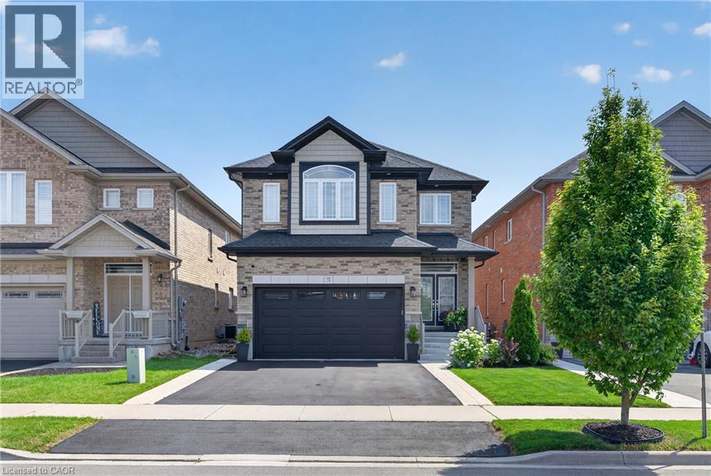 5 NARBONNE Crescent, Stoney Creek, Ontario