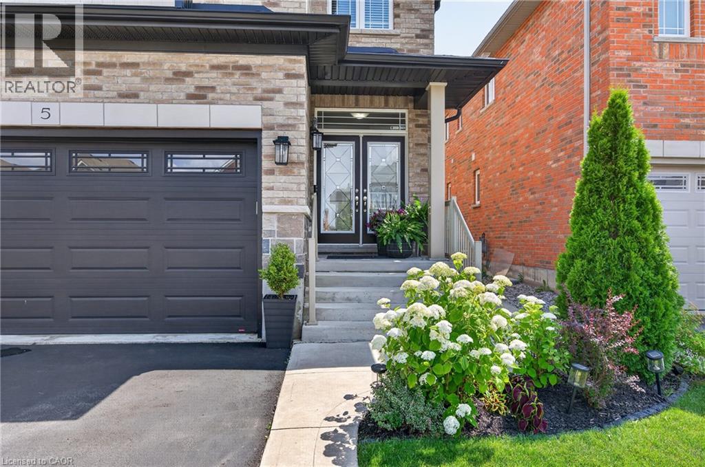 5 Narbonne Crescent, Stoney Creek, Ontario  L8J 0J8 - Photo 6 - 40845317