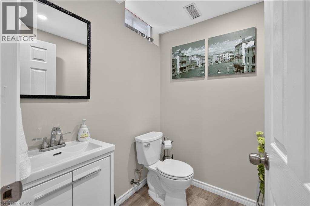 5 Narbonne Crescent, Stoney Creek, Ontario  L8J 0J8 - Photo 45 - 40845317