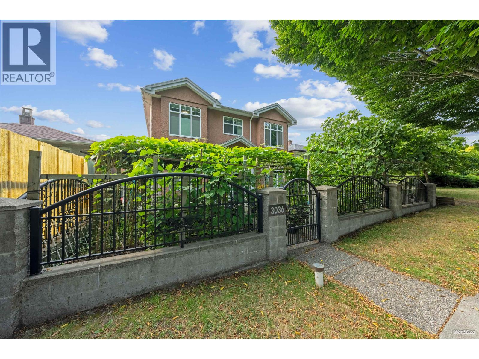 3036 E 1st Avenue, Vancouver, British Columbia  V5M 1B4 - Photo 2 - R3156413