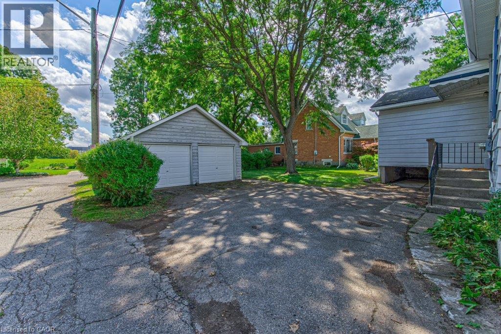 321 Highland Park, Cambridge, Ontario  N3H 3H8 - Photo 30 - 40856268
