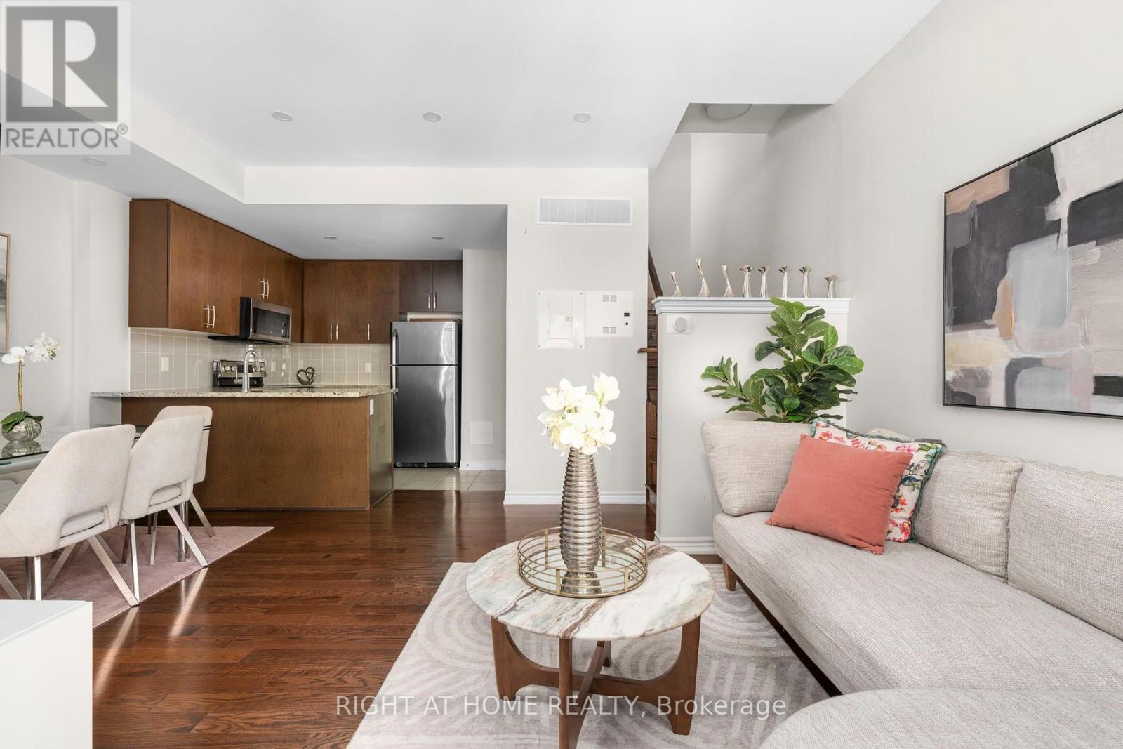 31 - 27 Coneflower Crescent, Toronto, Ontario  M2R 0A5 - Photo 14 - C13694318