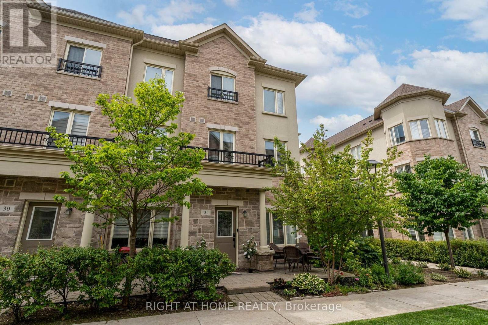 31 - 27 Coneflower Crescent, Toronto, Ontario  M2R 0A5 - Photo 2 - C13694318