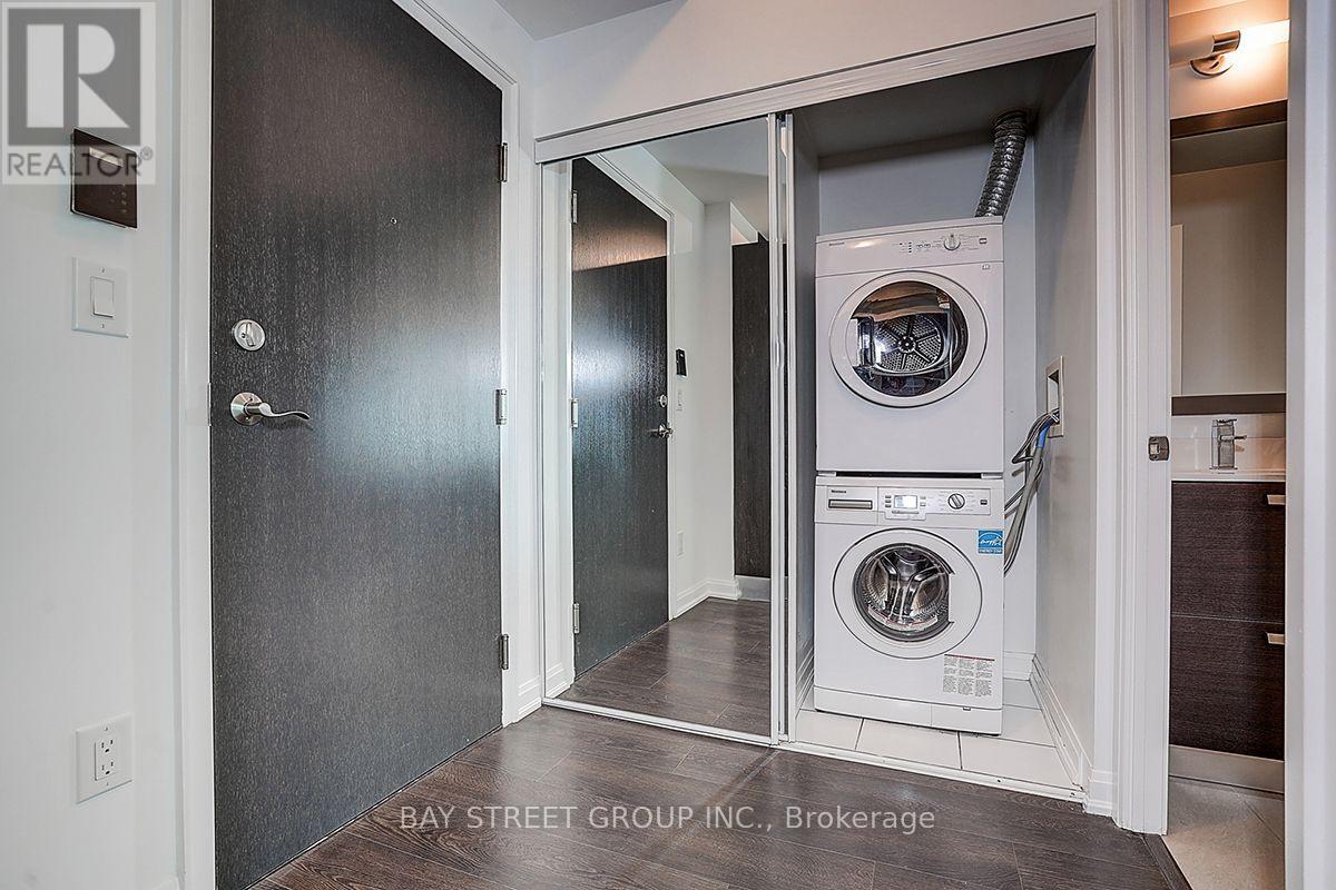 3209 - 11 Bogert Avenue, Toronto, Ontario  M2N 1K4 - Photo 8 - C13694322