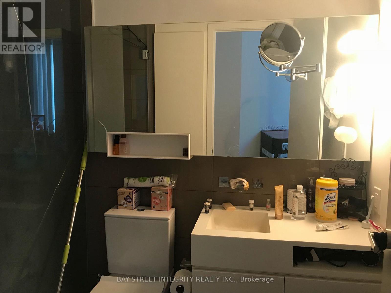 802 - 45 Charles Street E, Toronto, Ontario  M4Y 1S2 - Photo 10 - C13694358