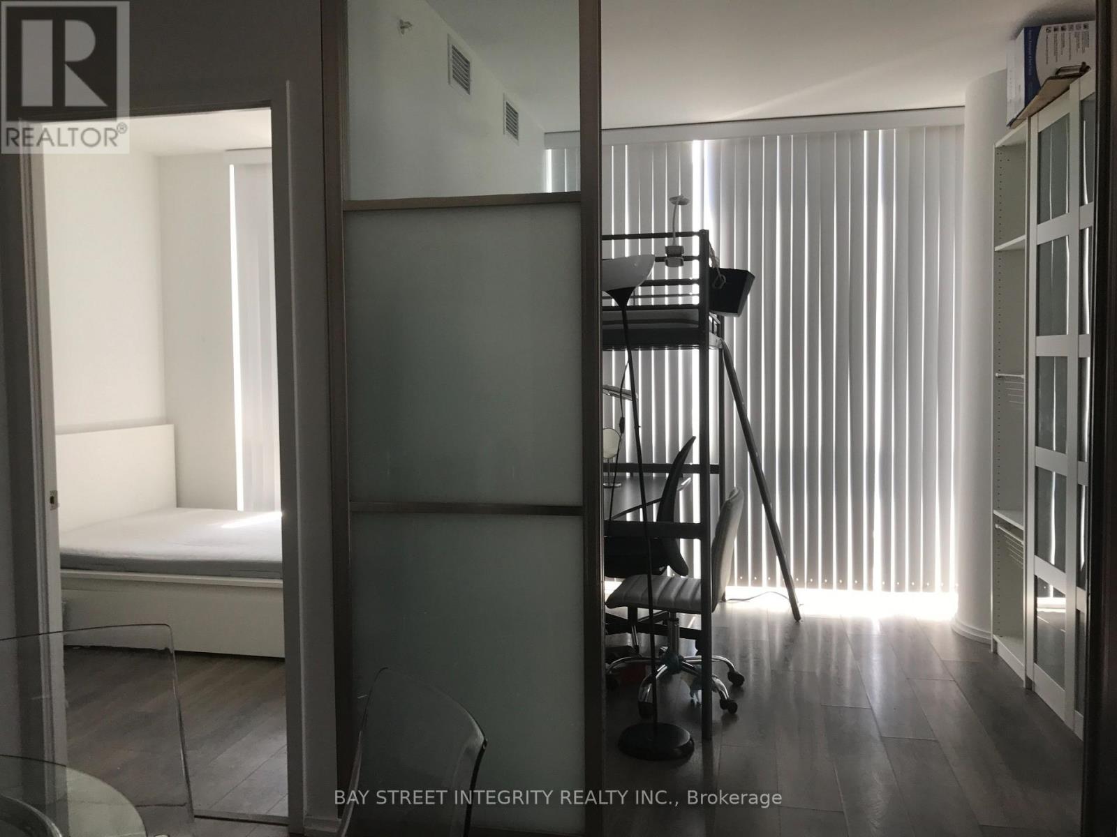 802 - 45 Charles Street E, Toronto, Ontario  M4Y 1S2 - Photo 8 - C13694358