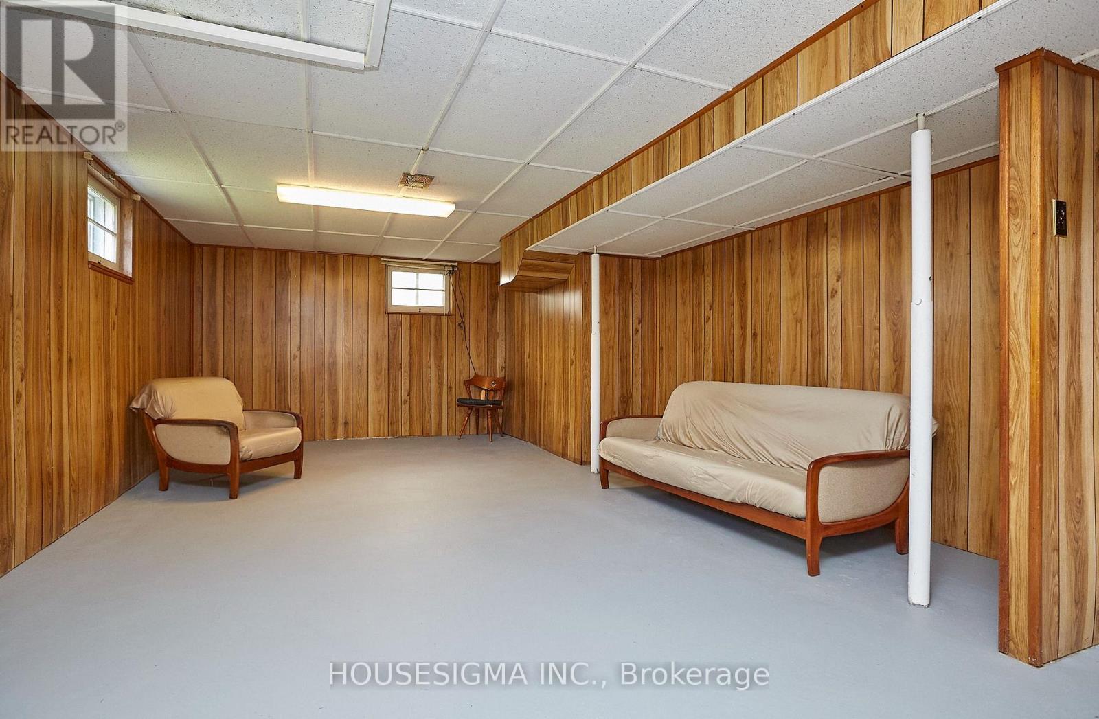 212 Hallett Avenue, Whitby, Ontario  L1N 5K8 - Photo 13 - E13694316