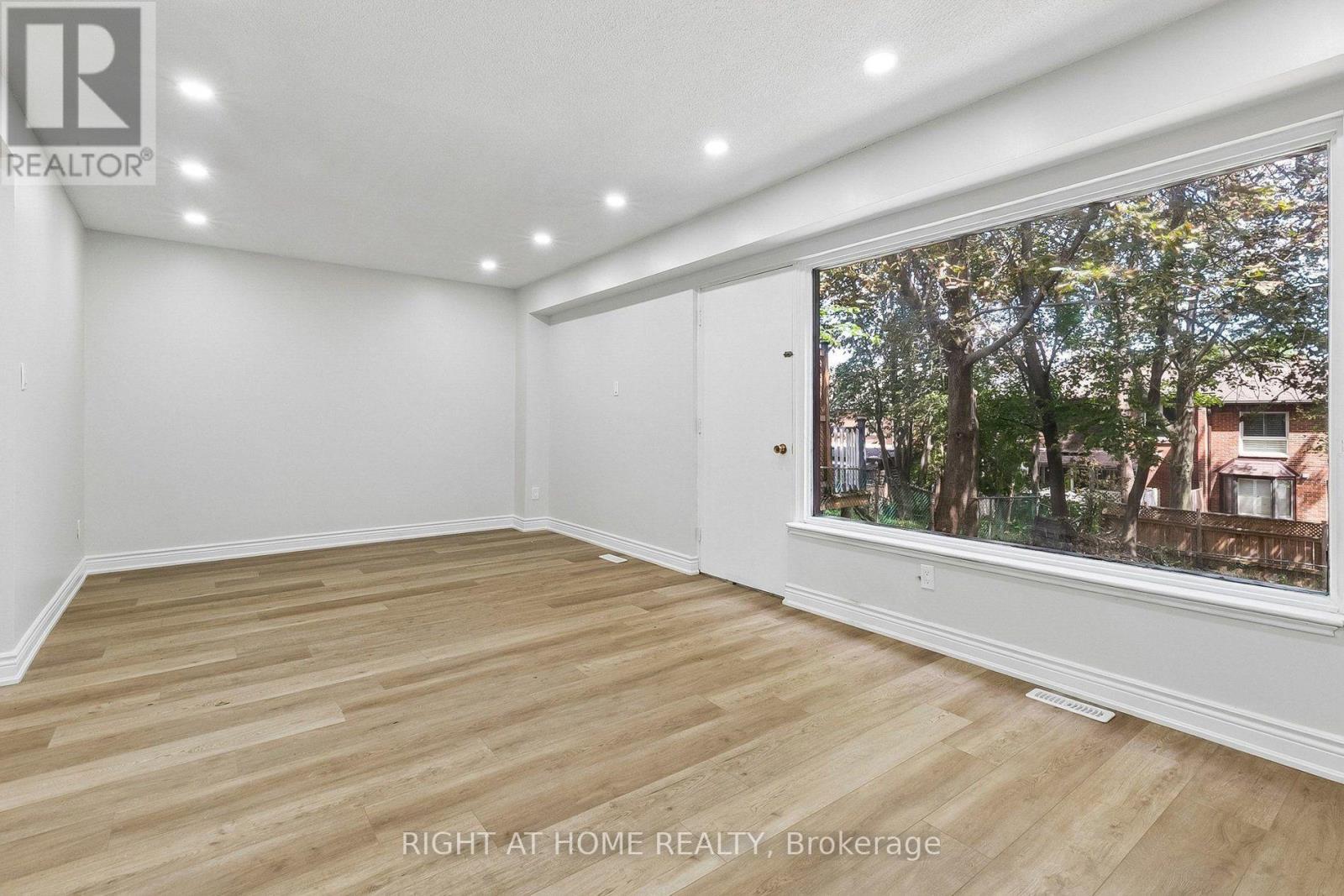 29 Cheatham Place, Toronto, Ontario  M1B 1C1 - Photo 6 - E13694352