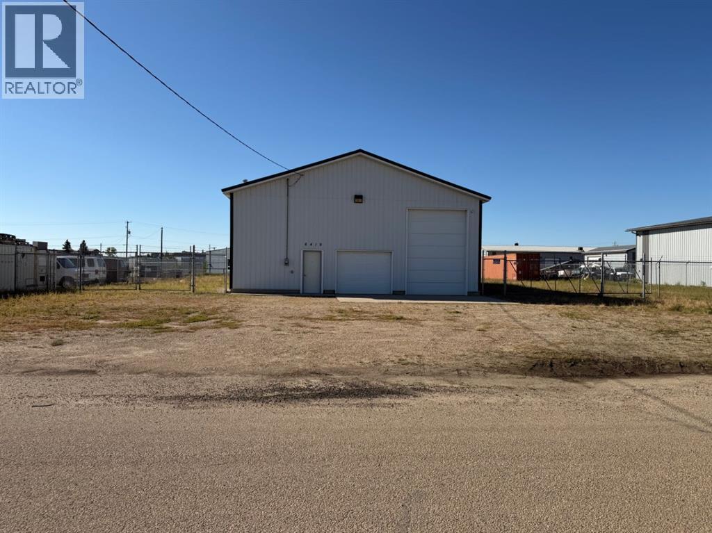6419 42 Avenue, Ponoka, Alberta  T4J 1J8 - Photo 2 - A2338561