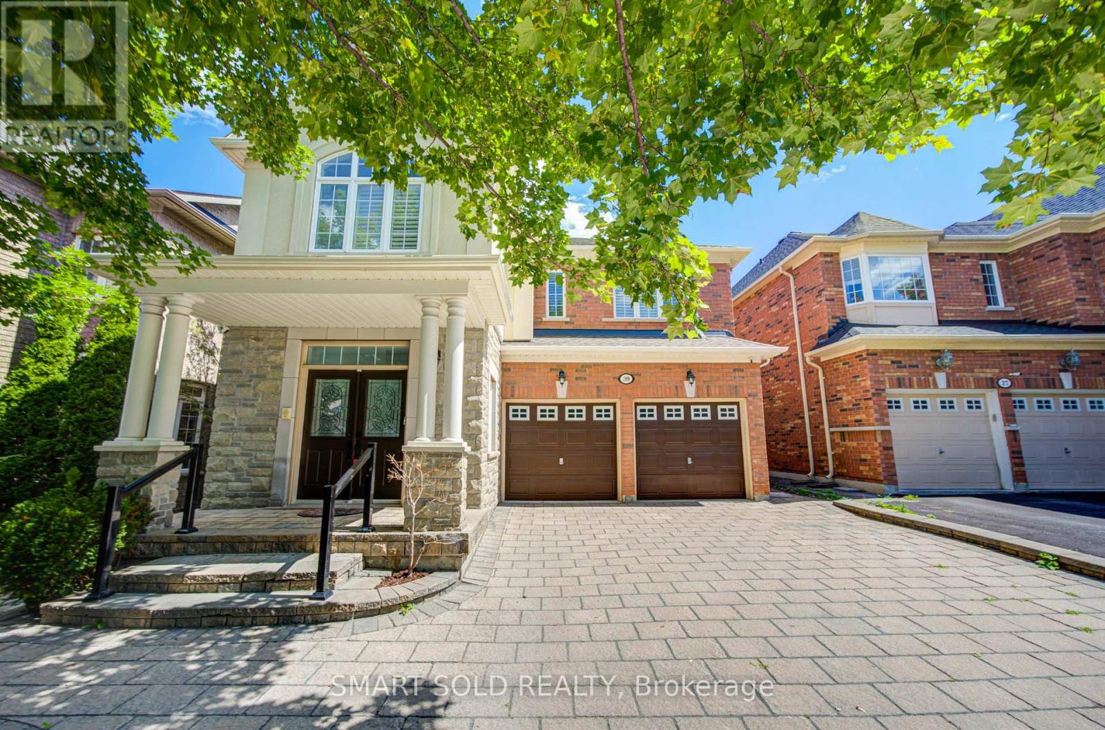 39 SCHUSTER LANE, Vaughan, Ontario