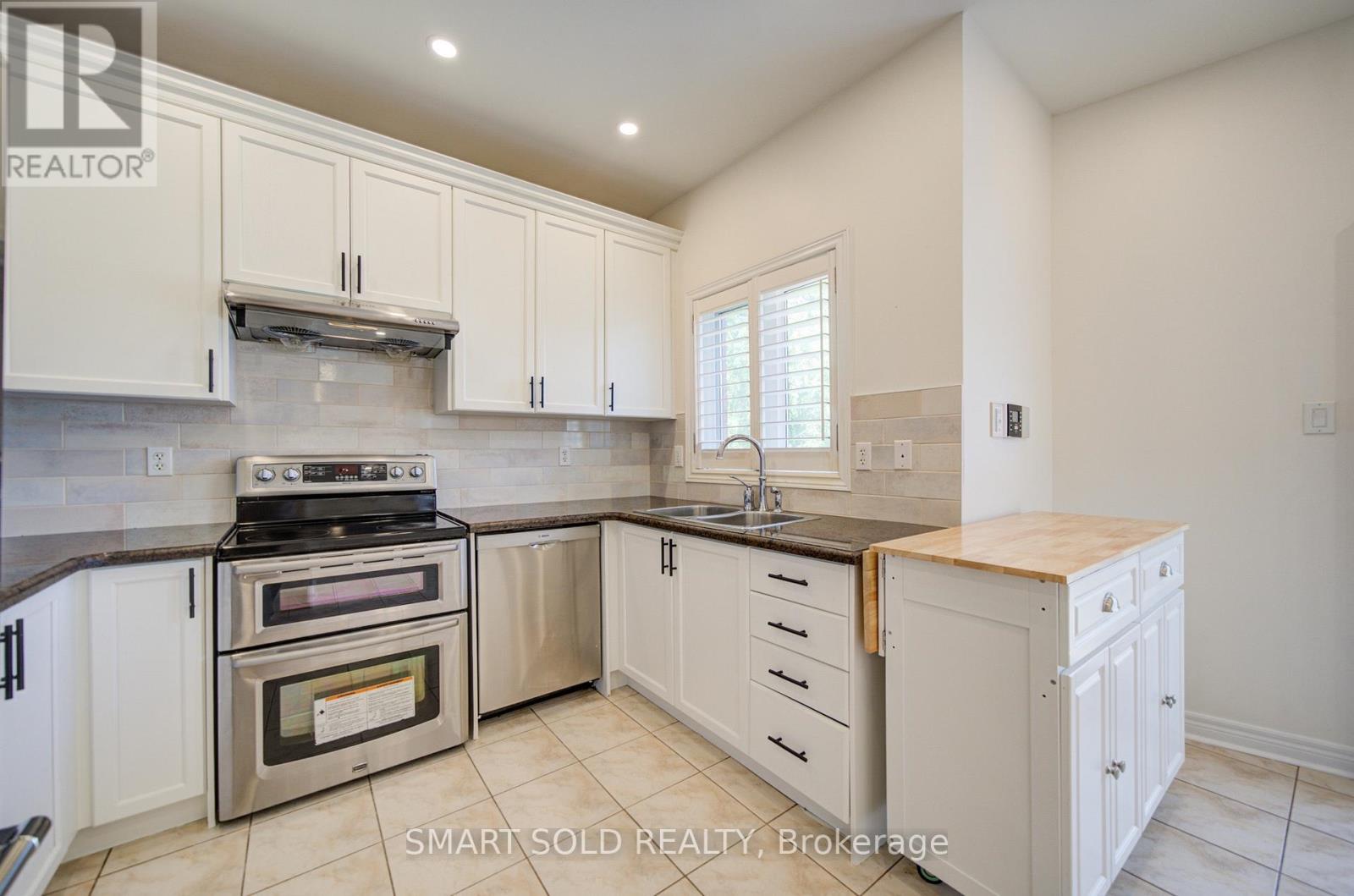 39 Schuster Lane, Vaughan, Ontario  L4J 8Y7 - Photo 13 - N13694334