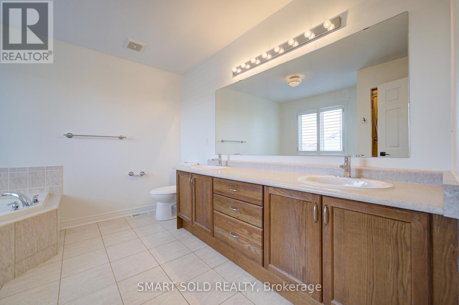 39 Schuster Lane, Vaughan, Ontario  L4J 8Y7 - Photo 17 - N13694334