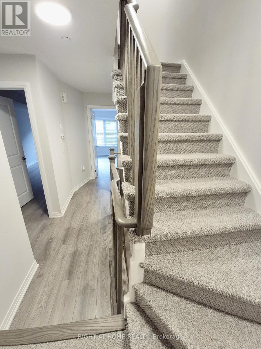 12 - 70 Baynes Way, Bradford West Gwillimbury, Ontario  L3Z 4M3 - Photo 11 - N13694350