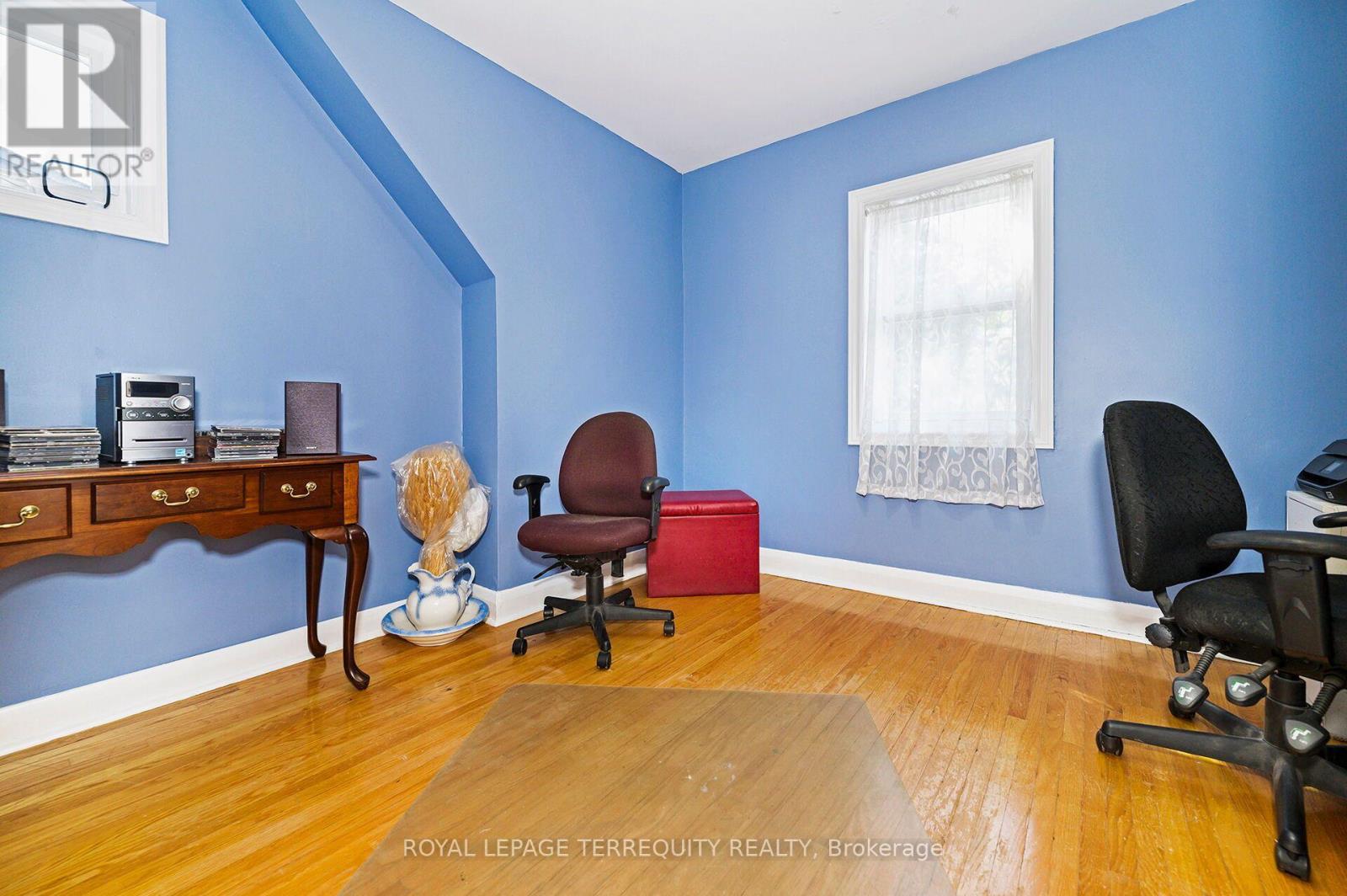 2307 Lawrence Avenue W, Toronto, Ontario  M9P 2A7 - Photo 17 - W13694344