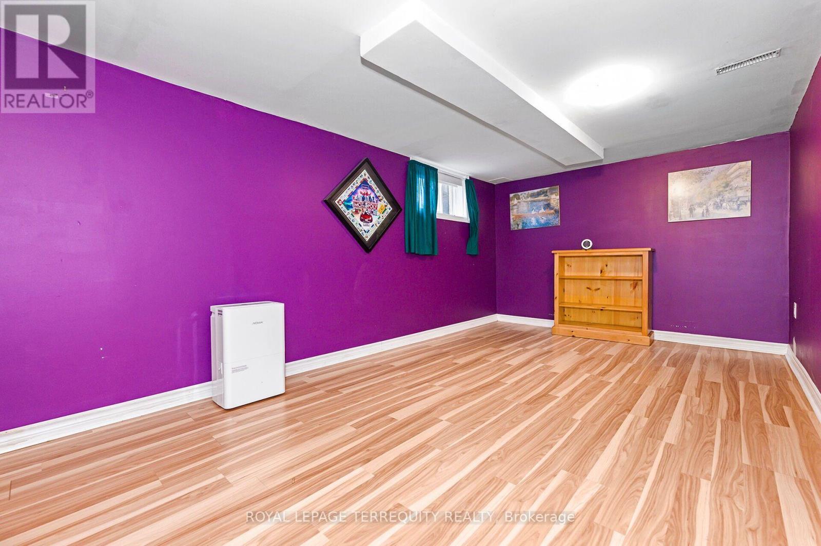 2307 Lawrence Avenue W, Toronto, Ontario  M9P 2A7 - Photo 25 - W13694344