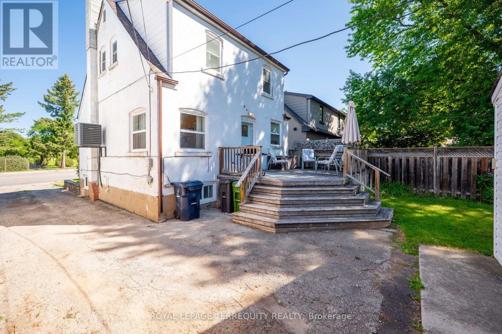 2307 Lawrence Avenue W, Toronto, Ontario  M9P 2A7 - Photo 26 - W13694344
