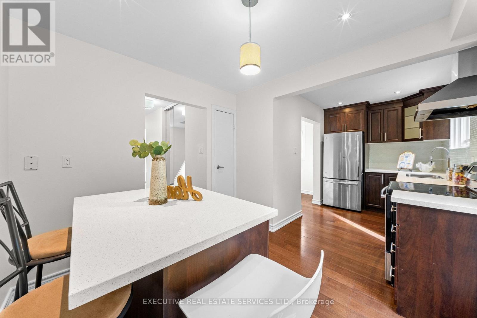 100 Centre Street N, Brampton, Ontario  L6V 2Z3 - Photo 18 - W13694368