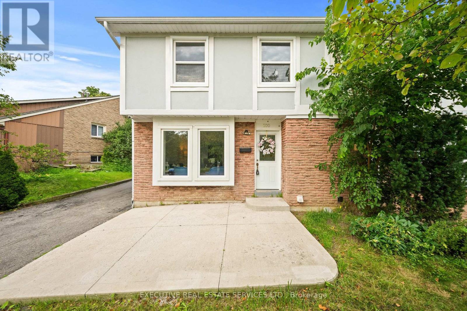 100 Centre Street N, Brampton, Ontario  L6V 2Z3 - Photo 2 - W13694368