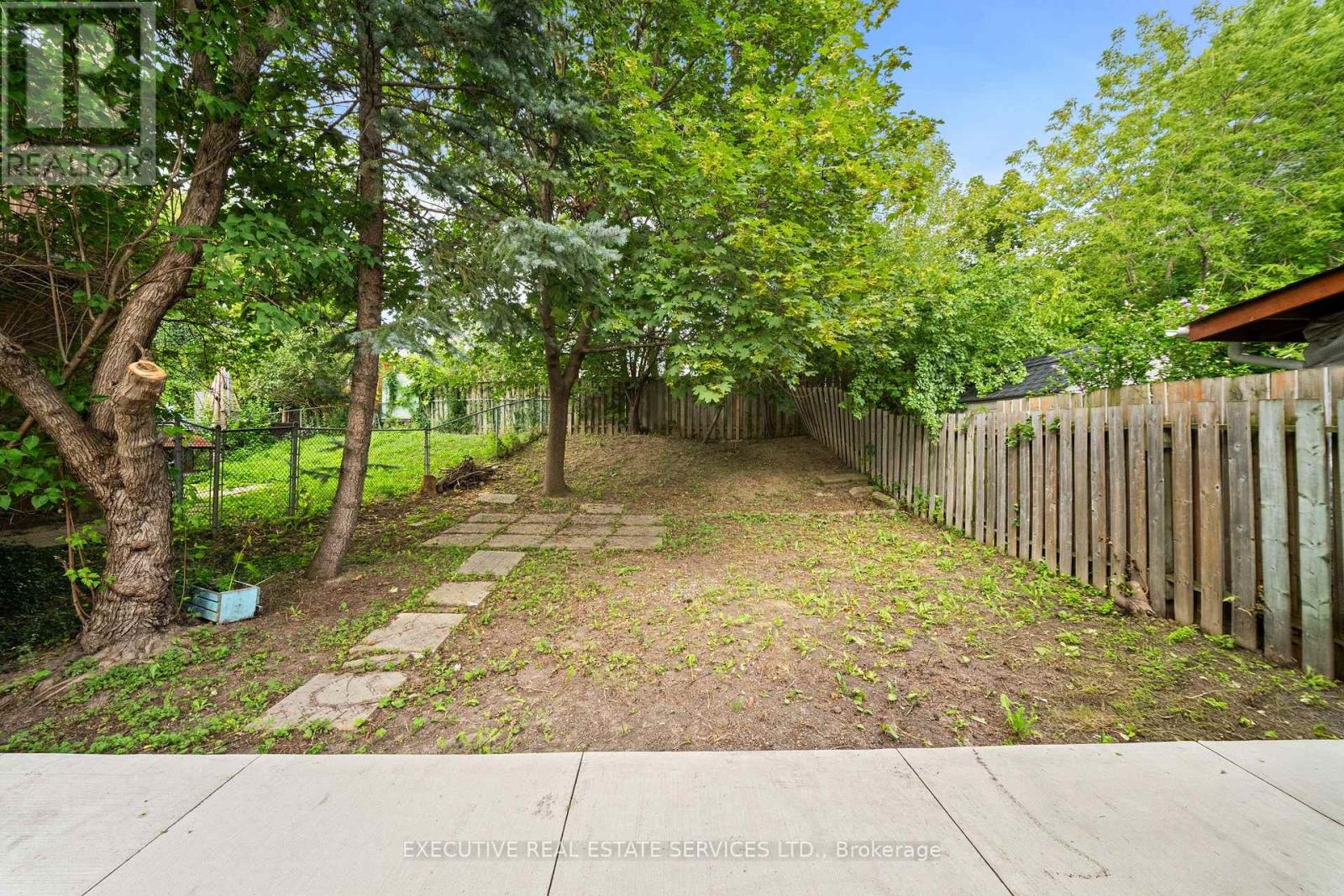 100 Centre Street N, Brampton, Ontario  L6V 2Z3 - Photo 38 - W13694368