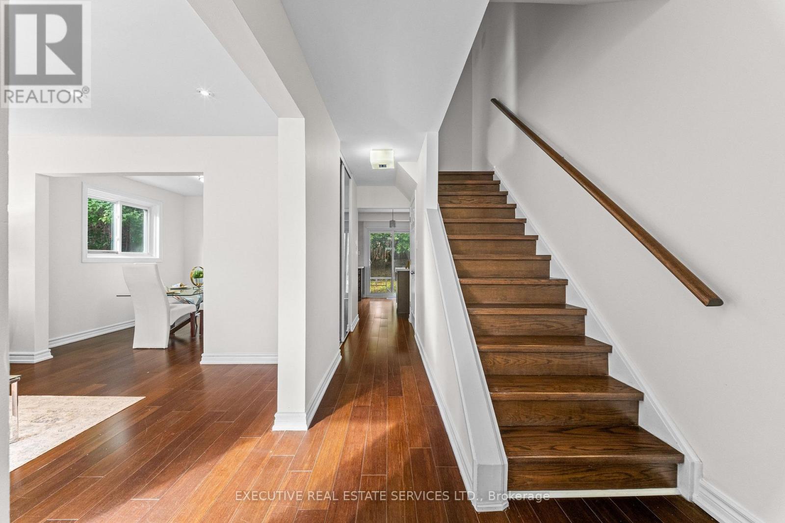 100 Centre Street N, Brampton, Ontario  L6V 2Z3 - Photo 7 - W13694368