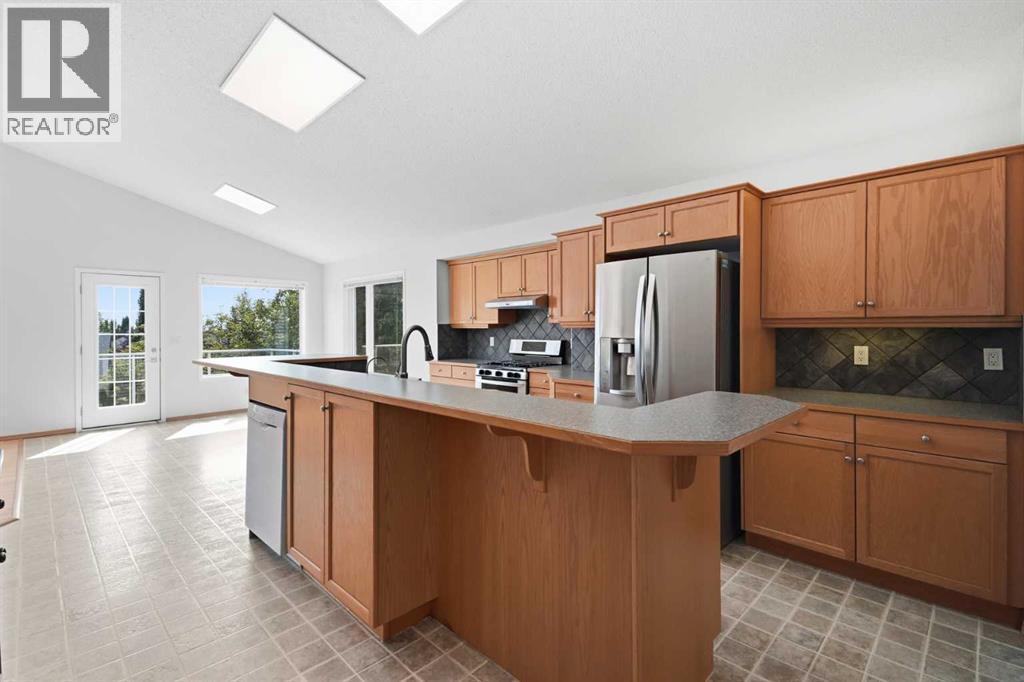 288 Springborough Way Sw, Calgary, Alberta  T3H 5M7 - Photo 6 - A2329269