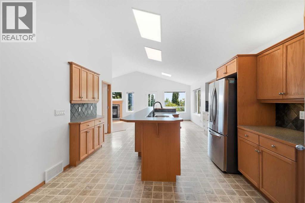 288 Springborough Way Sw, Calgary, Alberta  T3H 5M7 - Photo 4 - A2329269