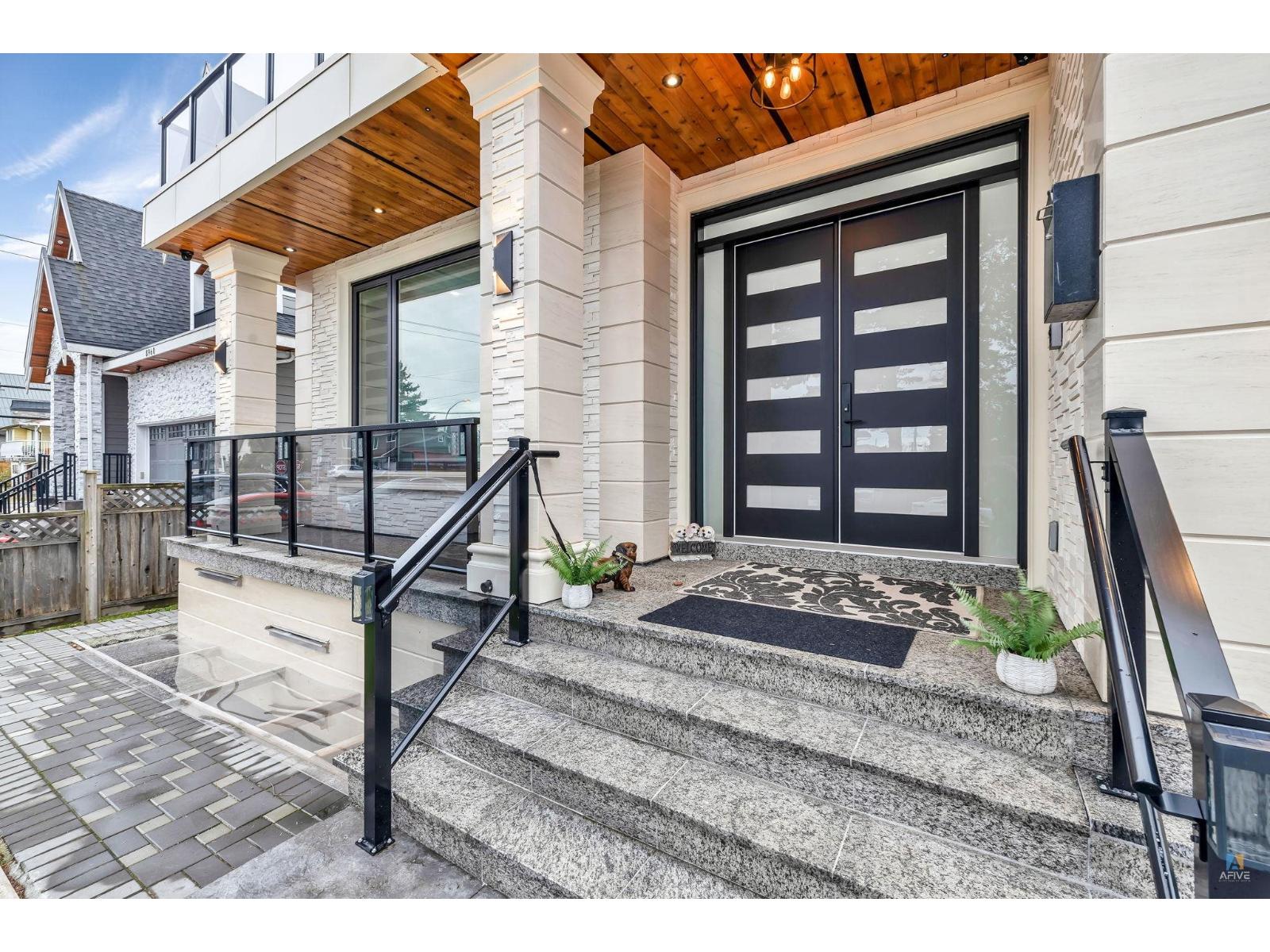 12621 89a Avenue, Surrey, British Columbia  V3V 1B2 - Photo 4 - R3157187