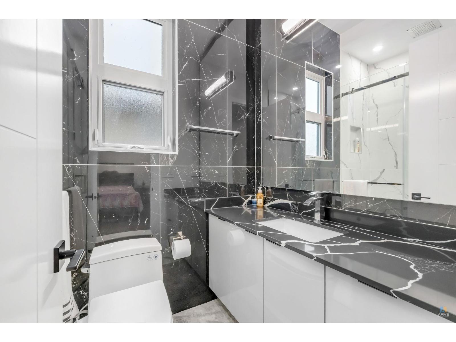 12621 89a Avenue, Surrey, British Columbia  V3V 1B2 - Photo 17 - R3157187