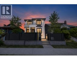 425 E 56TH AVENUE, Vancouver, British Columbia